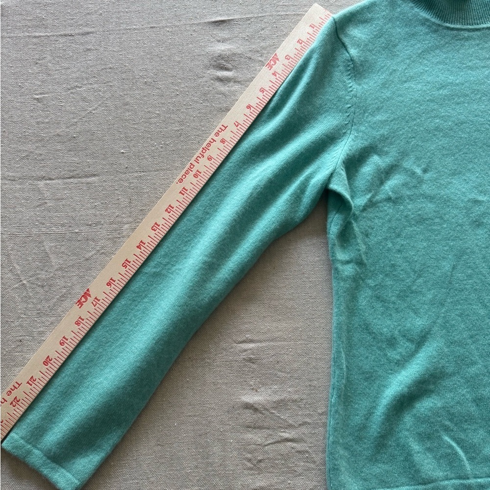 100% Cashmere Teal Turtleneck Sweater - Picture 6 of 7